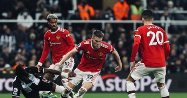 مانشستر يونايتد يخطف تعادلا مثيرا من نيوكاسل في الدوري الإنجليزي.. فيديو