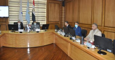 تلقى لقاح كورونا شرط أساسى لأداء امتحان الفصل الدراسى الأول بجامعة كفر الشيخ.. صور