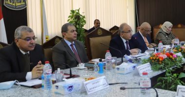 وزير القوى العاملة: "حياة كريمة" ترفع المعاناة عن المواطن فى كافة المجالات