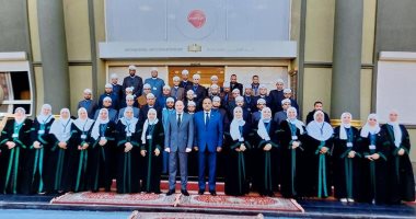 تكريم الأئمة والواعظات الحاصلين على دورة "الحوكمة ومكافحة الفساد"