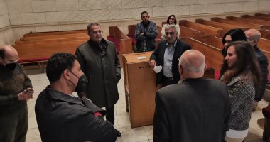 رئيس الكنيسة الإنجيلية يتفقد استعدادات "قصر الدوبارة" لاحتفالات عيد الميلاد ..صور