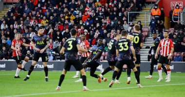 توتنهام يتعادل مع ساوثهامبتون 1 - 1 بالشوط الأول فى الدوري الإنجليزي