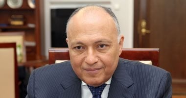 شكرى يبحث مع رئيسى "الشورى" و"الدولة" العمانيين تعزيز العلاقات البرلمانية