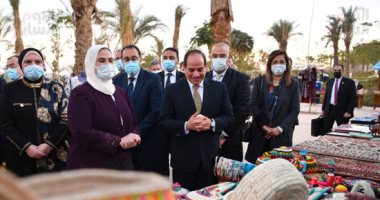 الرئيس السيسى يجرى جولة تفقدية بمدينة أسوان الجديدة والكورنيش