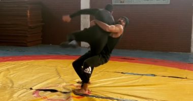 أحمد العوضى فى فيديو جديد وهو يمارس الألعاب القتالية: نحن مقاتلون