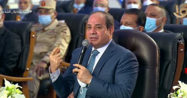 الرئيس السيسي: "لازم نجرى على رزقنا.. وربنا بيرزق العصفورة بدون طلب"