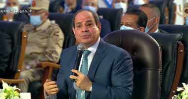 الرئيس السيسي: عمرك ما هتحقق نجاح وأنت مستريح.. إحنا فى عالم متغير وعنيف