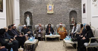 مطران الإسماعيلية للأقباط الكاثوليك يستقبل وفودا سياسية وشعبية للتهنئة بعيد الميلاد