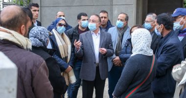 محافظ الإسكندرية يتابع مشروعات البنية التحتية فى قرى حياة كريمة.. صور