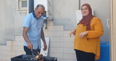 تفاصيل انفصال "أمينة" الإيطالية ومحمد عطية بعد زواج 16 عاما.. الزوج: كل شىء نصيب ومش هسيب ولادى.. أهلها أقنعوها بخلع الحجاب والاستمتاع بحياتها وهدفهم انفصالنا منذ سنوات