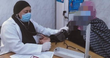 حياة كريمة بالشرقية.. الكشف على 2050 مريضا بقافلة طبية بقرية "العواسجة"