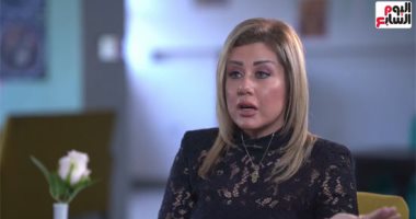 طليقة مصطفى فهمى تكشف لتليفزيون اليوم السابع الساعات الأخيرة قبل انفصالهما.. الإعلامية فاتن موسى: حبيته كتير لكنه كان مبيت نية الغدر وظلمنى.. وأنكر كل وعوده وطلقنى غيابى.. وعايزة حقوقى بسلام.. فيديو