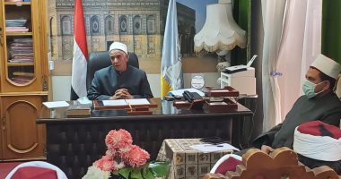 وكيل "أوقاف الإسكندرية" يجتمع بالأئمة للتأكيد على عدم السماح لاستغلال المنابر 