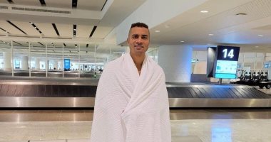حسن شاكوش بملابس الإحرام: جمعة ‏مباركة على أمة محمد