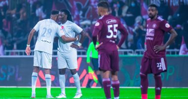 الهلال يقلب الطاولة على الفيصلى ويعود للانتصارات بالدوري السعودي.. فيديو