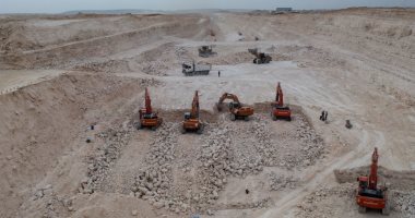 القطار الكهربائى السريع يختصر زمن الرحلات بين المحافظات لنصف الوقت.. صور