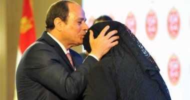 "الرؤية والإنجاز" يرصد تمكين المرأة اقتصاديا واجتماعيا وسياسيا.. اقرأ التفاصيل