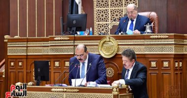 6 محظورات بقانون العمل الجديد أبرزها قبول الهدايا وجمع التبرعات