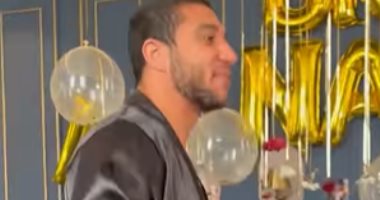 رامي ربيعة يرقص مع زوجته بـ"الروب" قبل حفل زفافهما.. فيديو وصور