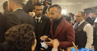 محمد مجدى أفشة يحضر حفل زفاف رامى ربيعة.. صور