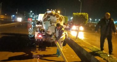 محافظ كفر الشيخ: استمرار رفع مياه الأمطار ليلا.. صور