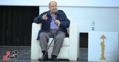 وحيد حامد.. الذكرى الأولى لرحيل المبدع والعبقرى وصانع الدراما.. ألبوم صور
