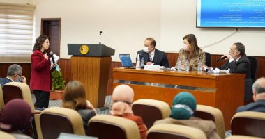 وزيرة التخطيط تعقد اجتماعًا موسعًا لوضع الخطوات المنهجية للخطة متوسطة المدى للتنمية
