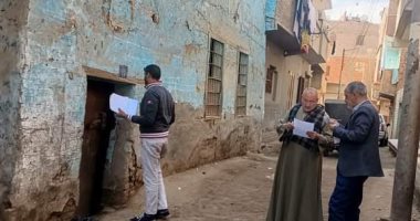إصدار 28 قرار إزالة للمنشآت الآيلة للسقوط بقروى أبنود والقناوية فى قنا