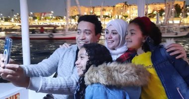 النيل فى الأقصر وبنانيتى.. أحدث ظهور لـ سامح حسين وأسرته على إنستجرام  