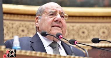 مجلس الشيوخ يؤكد عدم جواز تشغيل المنشآت عمالا عن طريق متعهد أو مقاول توريد 