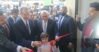 على أنغام السمسمية.. وزير الاتصالات يفتتح مكتبى بريد فى بورسعيد.. صور