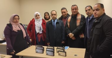 جمارك بمطار أسيوط تضبط محاولة تهريب عدد من الهواتف المحمولة 