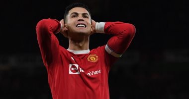 رونالدو بديلا وكافانى يقود هجوم مانشستر يونايتد ضد بيرنلى فى الدوري الإنجليزي