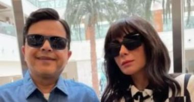 صورة تجمع هنيدى ومنى زكى من كواليس تصوير فيلم "الجواهرجى"