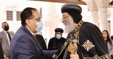 رئيس الوزراء بالكاتدرائية لتهنئة البابا تواضروس الثانى بعيد الميلاد 