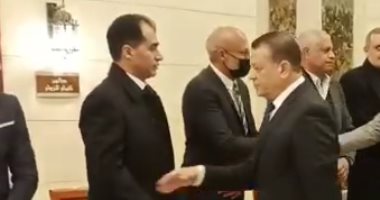 محمد عثمان ومتعب يقدمان واجب العزاء فى وفاة الناقد الرياضى إبراهيم حجازى