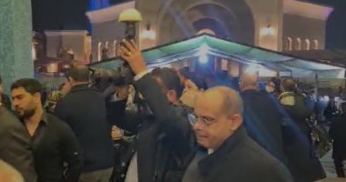 أكرم القصاص ودندراوى الهوارى يقدمان واجب العزاء فى وفاة الناقد الرياضى إبراهيم حجازى