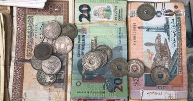 شراء العملات القديمة طريق تحقيق الثراء السريع بالدقهلية.. مقتنيات تاريخية ونادرة بآلاف الجنيهات.. الشلن الورقى يصل سعره لـ30 ألف جنيه.. وبائعو العملات يكشفون أسعارها وطرق التمييز بين الأصلى والمزور.. فيديو وصور