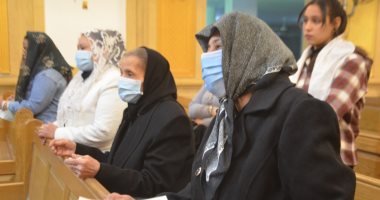 على الأرض السلام وبالناس المسرة.. احتفال أقباط الأقصر بعيد الميلاد (ألبوم صور)