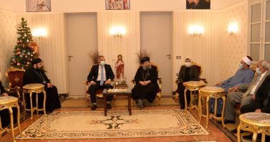 لليوم الثانى على التوالى.. نائب محافظ أسيوط يزور الكنائس للتهنئة بعيد الميلاد