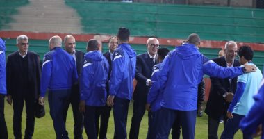 سمير حلبية يحضر مران فريق المصرى البورسعيدى.. صور