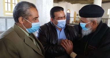  وكيل تعليم الوادى الجديد يزور كنيسة مار جرجس بالداخلة للتهنئة بعيد الميلاد