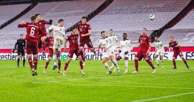 بايرن ميونخ يتأخر أمام مونشنجلادباخ 1-2 فى شوط مثير بالدوري الألماني