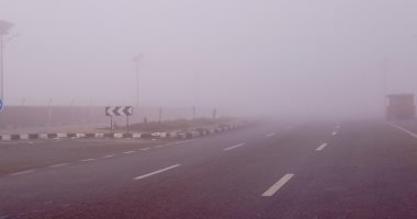 غلق طريق بورسعيد/ دمياط بسبب الشبورة الكثيفة.. والجمارك تغلق المنافذ