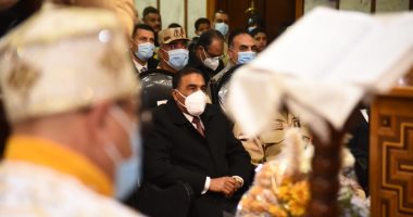 محافظ وقيادات مطروح يقدمون التهنئة بعيد الميلاد بكنيسة السيدة العذراء