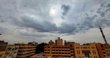 غيوم كثيفة بسماء الأقصر ورفع حالة الطوارئ تحسبا للأمطار.. ألبوم صور