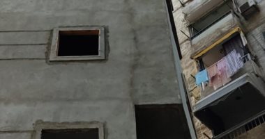 حى وسط بالإسكندرية يتصدى لأعمال بناء مخالف بمحرم بك