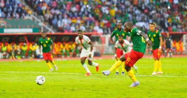 مهاجم الكاميرون يسجل أول ركلة جزاء فى تاريخ أمم أفريقيا عبر تقنية الفار