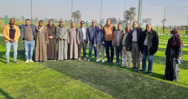 لخدمة الأهالى .. الشباب والرياضة بالأقصر تتسلم الملعب الخماسى بقرية العديسات