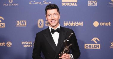ليفاندوفسكى يحصد جائزة أفضل رياضى بولندى فى 2021